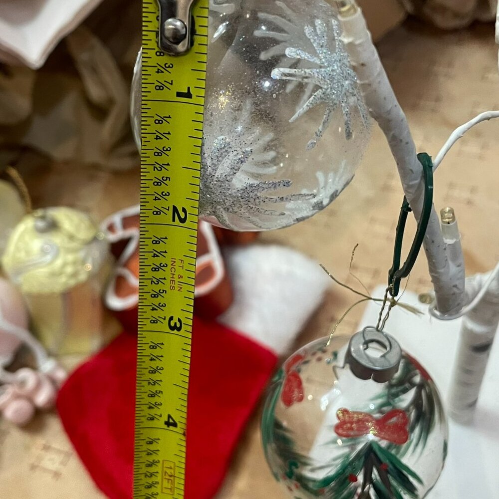 6 handpainted glass ornaments - Picture 5 of 8